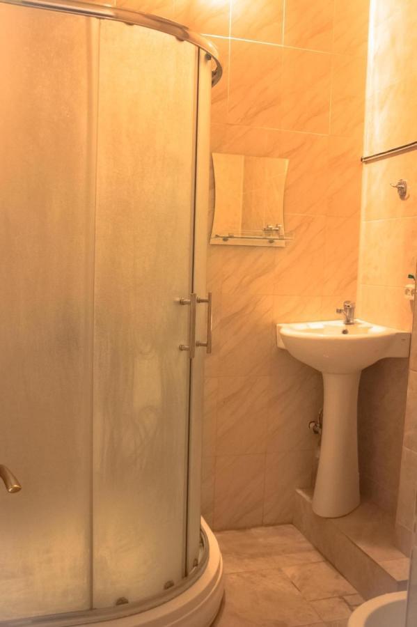 Paradise Hostel Тбилиси Екстериор снимка